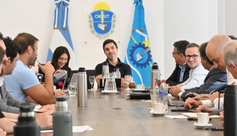 Nacho Torres encabezó una nueva reunión de gabinete y confirmó el envío de un paquete de leyes para modernizar el Estado