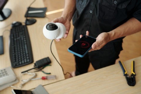 Por qué la seguridad empieza siempre con una alarma