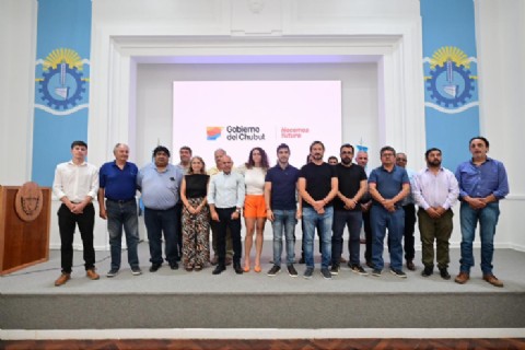 Torres acordó con intendentes un pacto de responsabilidad, equilibrio fiscal y una baja progresiva de Ingresos Brutos