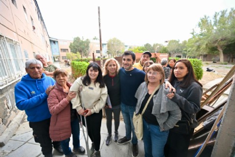 Torres supervisó obra de reconstrucción y anticipó que las familias evacuadas volverán a sus casas en los próximos meses