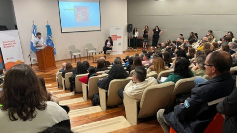 Chubut impulsa la transformación digital con un taller sobre inteligencia artificial generativa en la gestión pública