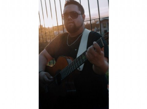 Juan Amaya lleva su música a la Fiesta del Lago