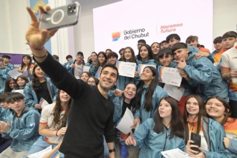 Torres reconoció a deportistas y defendió la inversión estatal en el rubro