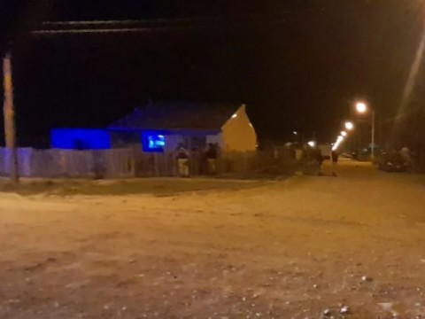 Conflicto entre dos familias en Trevelin culminó con tres personas apuñaladas
