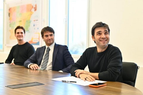 La provincia amplía su conectividad área con vuelos directos entre Esquel y Córdoba: el anuncio de "Nacho" Torres
