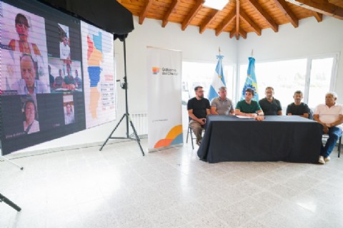 Junto a los gobernadores de la Patagonia, Torres pidió a los legisladores nacionales declarar la Emergencia Ígnea