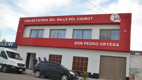 Fútbol: inicia la cuarta fecha del torneo local