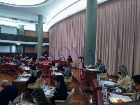 Un nuevo bloque aparece en el horizonte legislativo