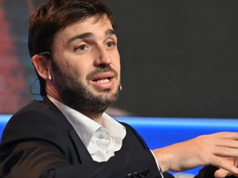 ¡Sí, pero...! Torres se subió al "Pacto de Mayo" aunque con algunos reparos