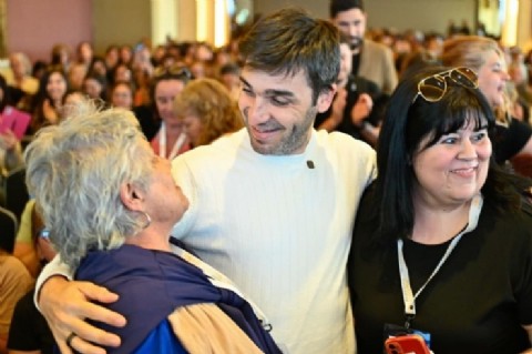 VIDEO | Nacho Torres acompañó a cientos de mujeres en el cierre de “Raíz Emprendedora”