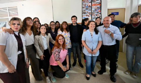 Torres y Sastre encabezaron la reapertura del CAPS “Ruca Calil” de Puerto Madryn