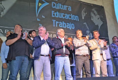 Cuando Hugo Moyano apoyó la candidatura de Das Neves