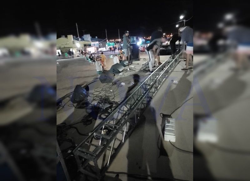 Los músicos accidentados en el escenario mejoran su salud y familiares piden su traslado a Trelew