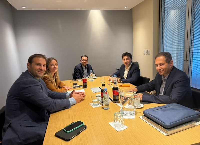 Nacho Torres destrabó la obra de modernización del aeropuerto de Esquel