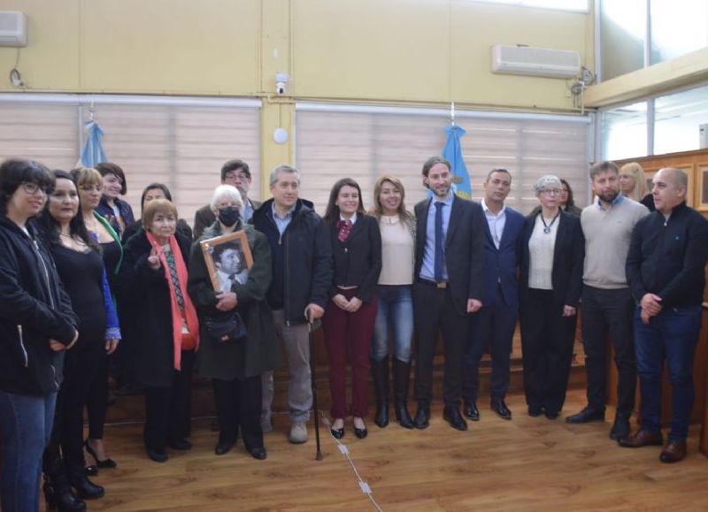 El Concejo Deliberante de Trelew y un emotivo homenaje al "Oso" Romero