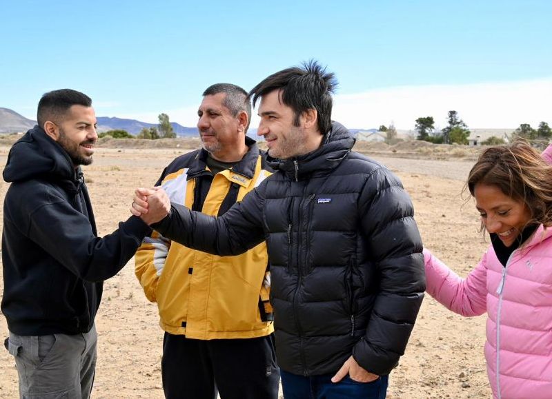 VIDEO | Provincia invertirá 500 millones de pesos en servicios para 57 lotes en Comodoro